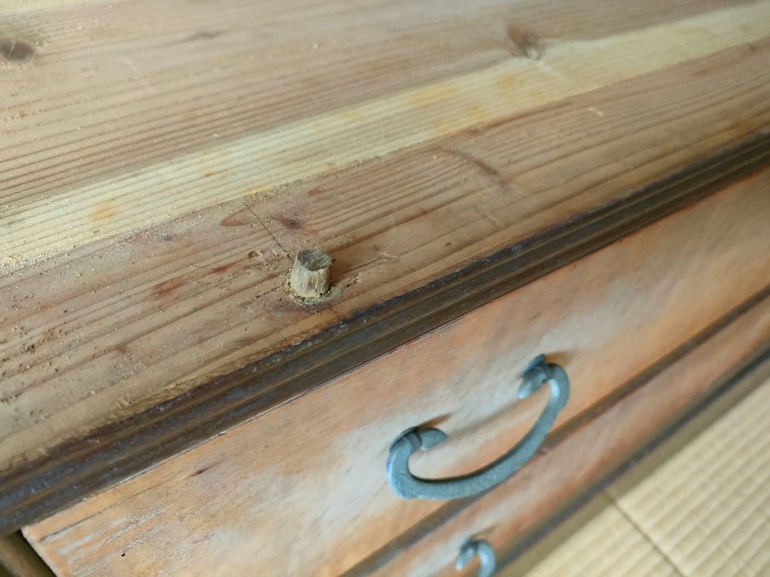 レトロな箪笥　幅122cm 高さ170cm 奥行42cm