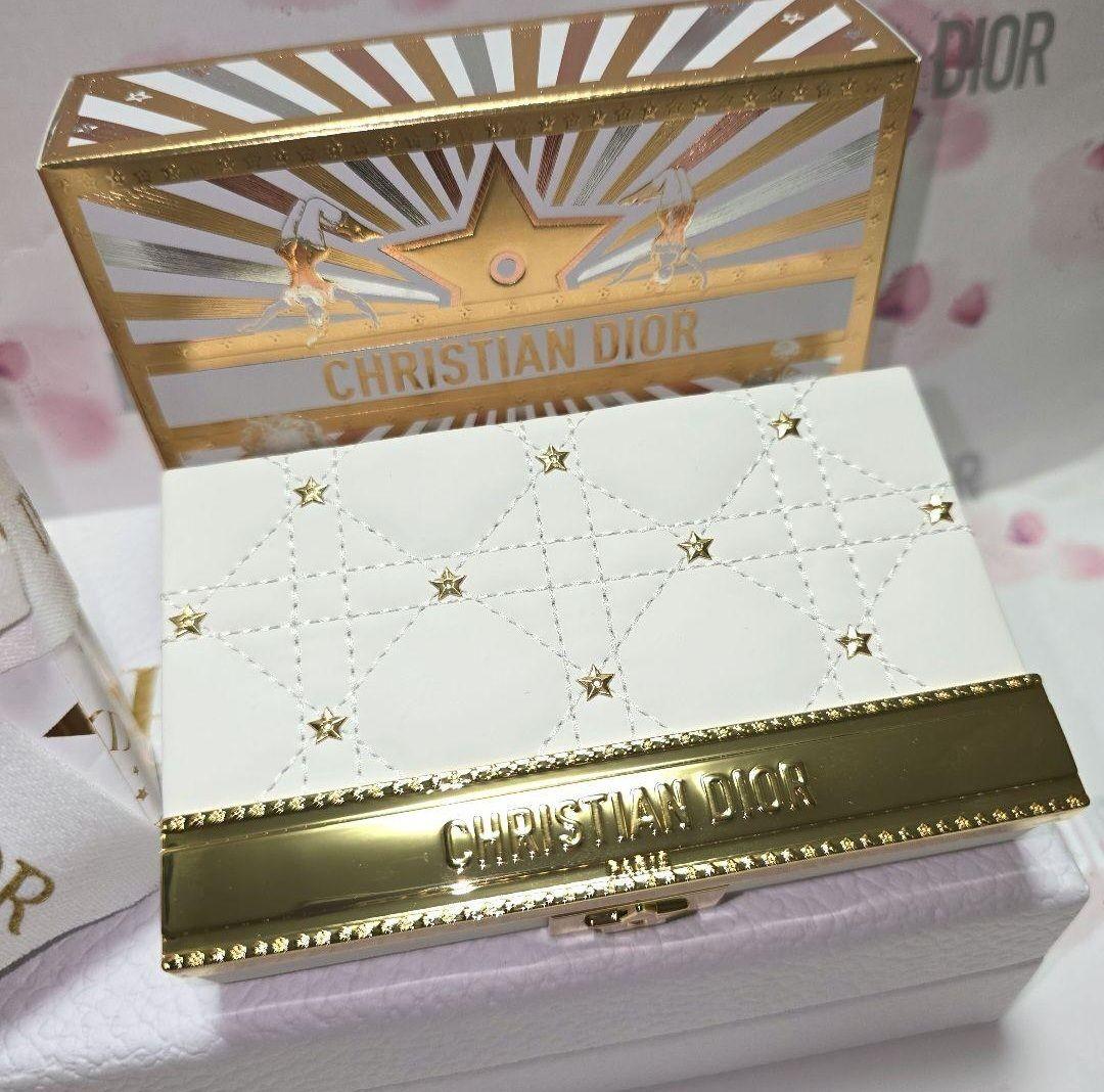 user_e02382fe様♥おまとめ3点アイパレットシークインプレステージ