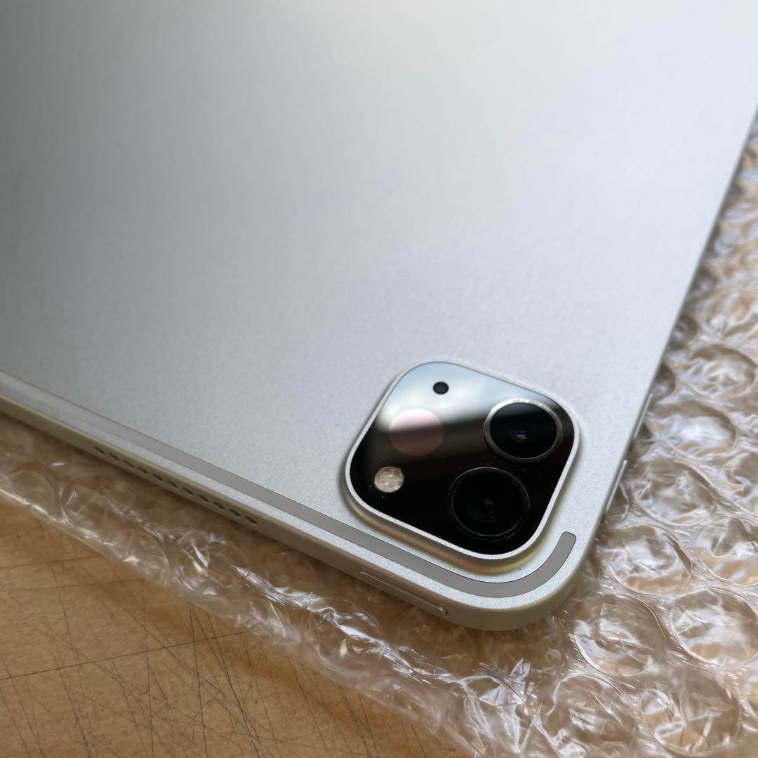 iPad Pro 12.9　第5世代 シルバー 128GB A2378超美品#2