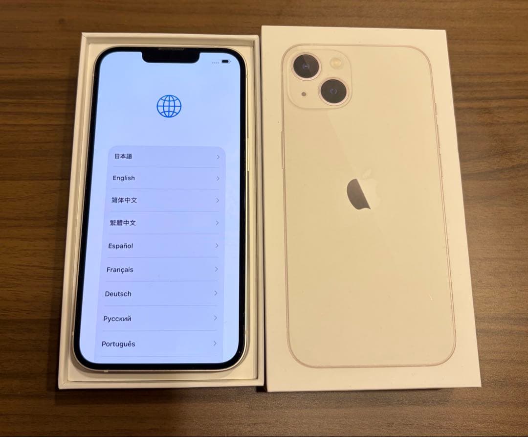 iPhone 13 128GB SIMフリー スターライト　ホワイト　白