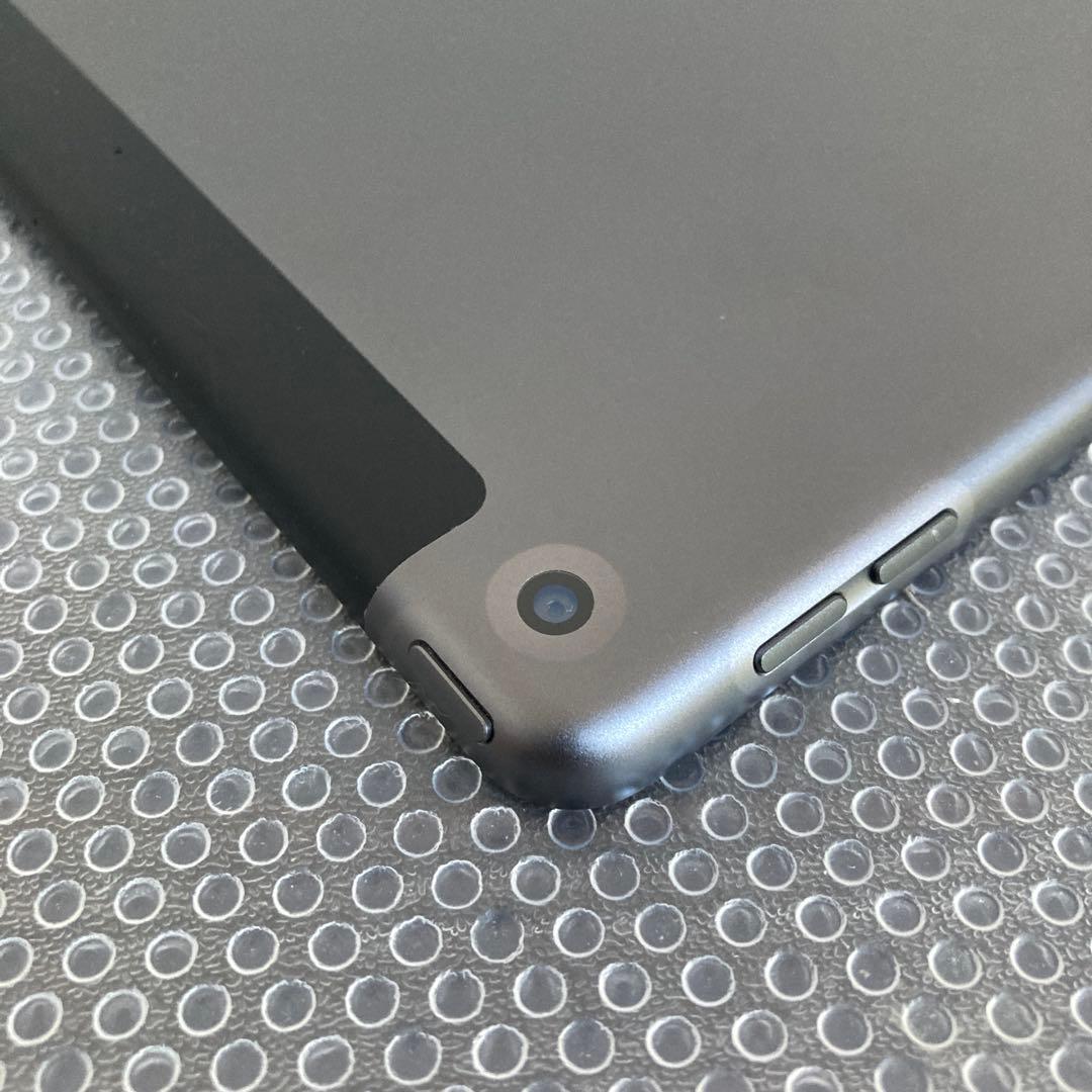 3135【早い者勝ち】iPad7 第7世代 32GB SIMフリー☆