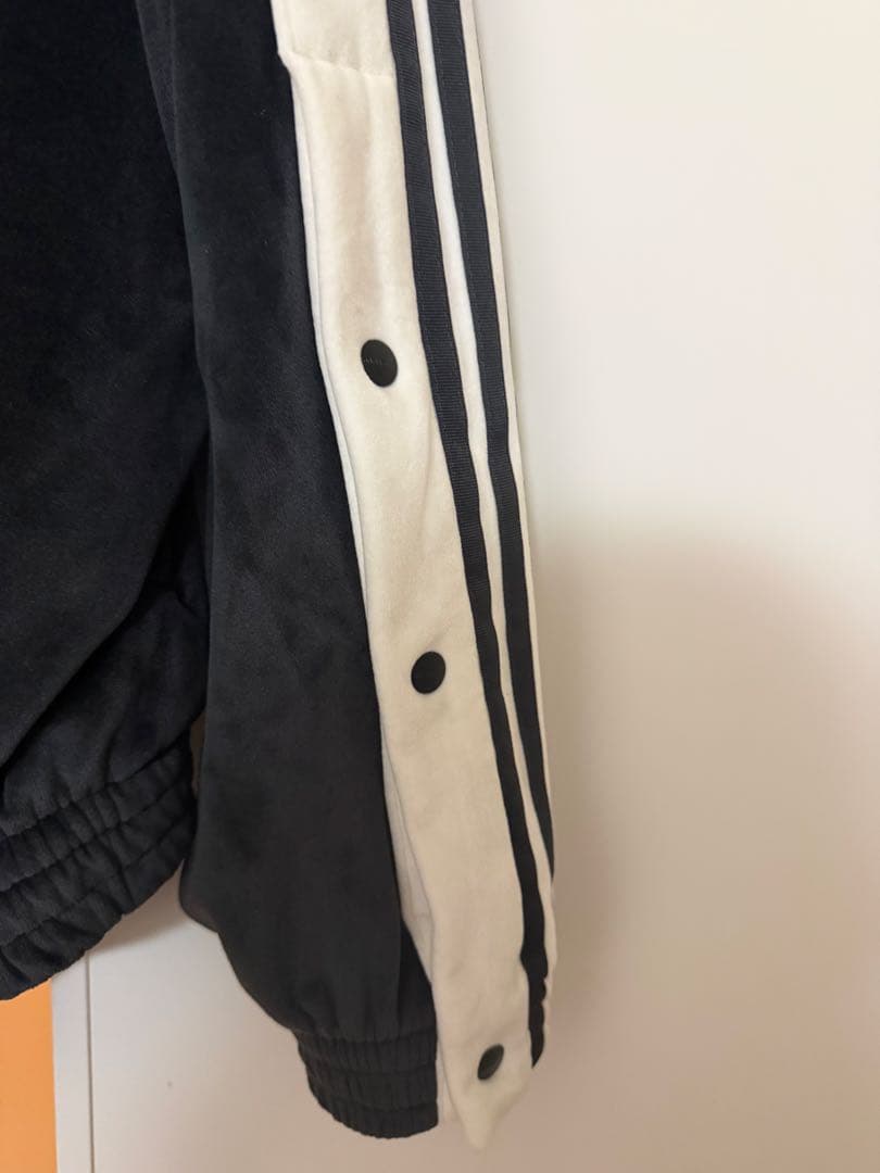 アディダス　アディブレイク ベロア トラックトップジャケット