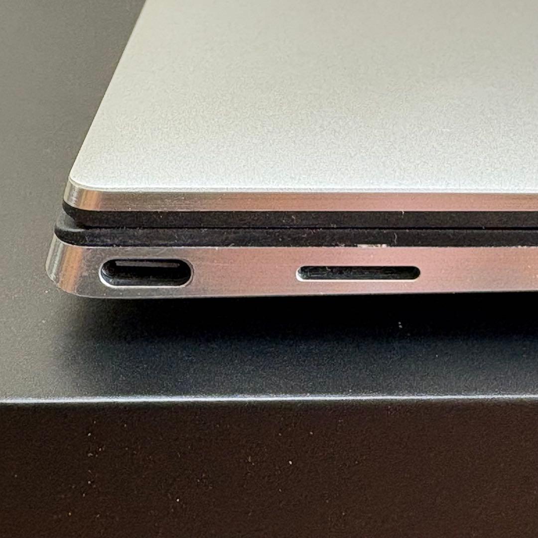 Windowsノート本体 DELL XPS 13 9300