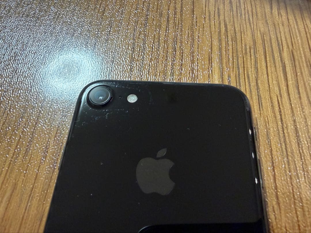 Apple iPhone7 ブラック 本体 128GB SIMロック解除済み