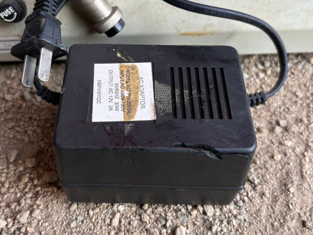 サウンドに乗りながら踊るサンタクロースオブジェ　特大130cm