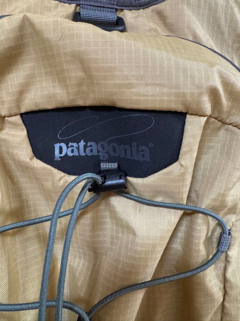 patagonia ハイブリッド・パック・ベスト