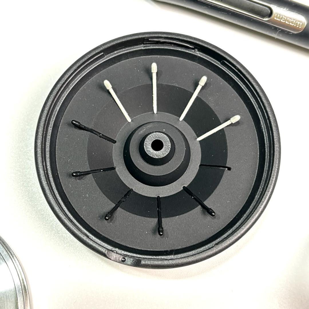 Wacom Intuos Pro Mサイズ Pro Pen 2 付属