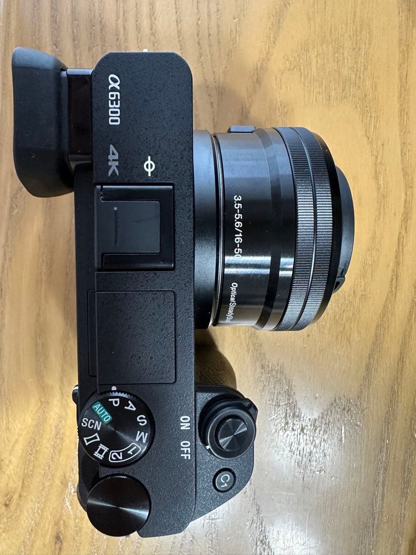 SONY α6300 レンズ　カメラケース付き