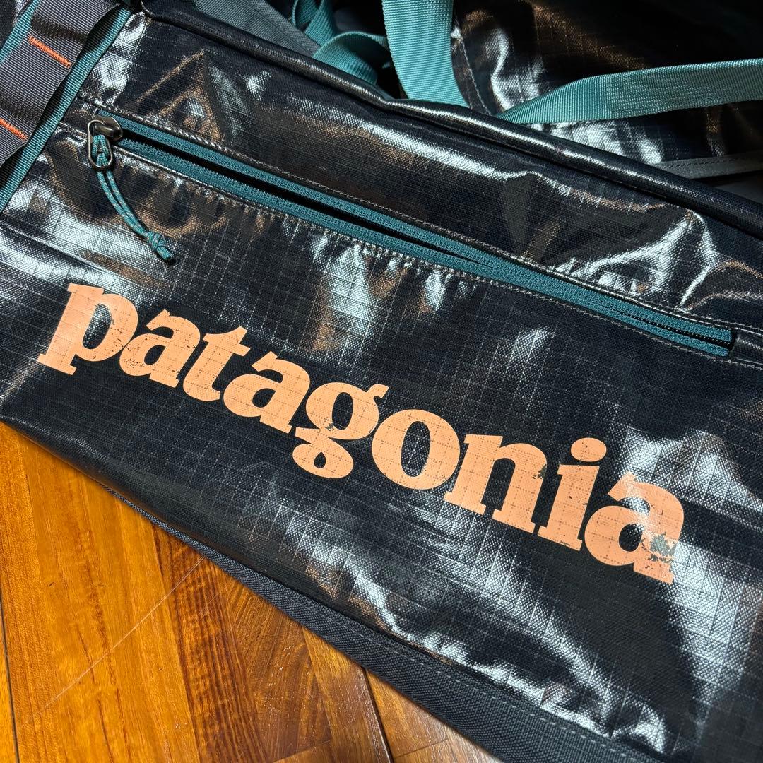 patagonia ブラックホール ダッフル90L ネイビー