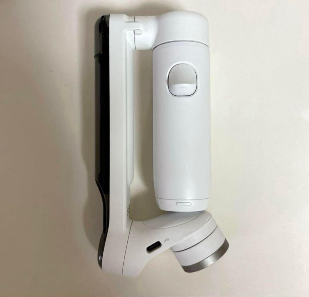【美品 】insta360 Flow スマートフォン用AIスタビライザー