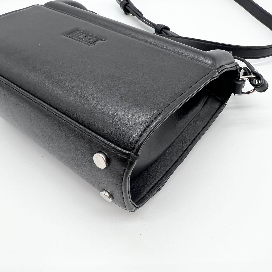 入手困難✨DIESEL　ショルダーバッグ　ハート　レザー　ブラック　Dロゴ　希少