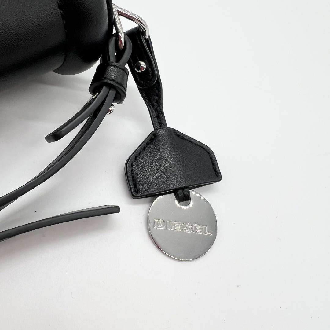 入手困難✨DIESEL　ショルダーバッグ　ハート　レザー　ブラック　Dロゴ　希少