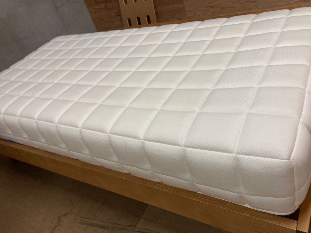 ③SLEEPYTOFU とうふマットレス ホワイト寝具 マット 【シングル】美品