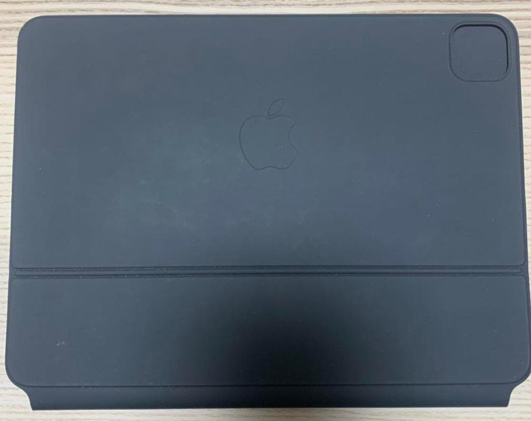 美品 iPad Air(第5世代 256GB) Magic Keyboard付き