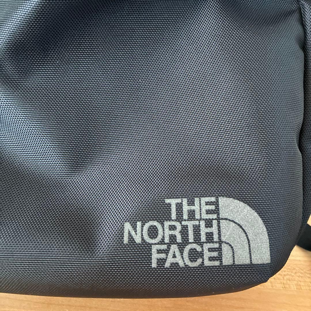 THE NORTH FACE ブラック ビジネスバックパック