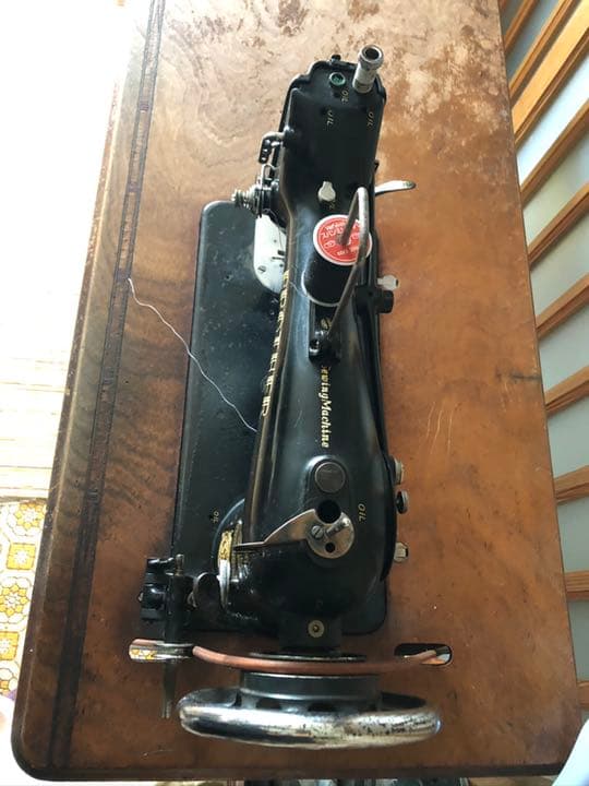 工業用足踏みミシン　ブラザー　： アンティーク