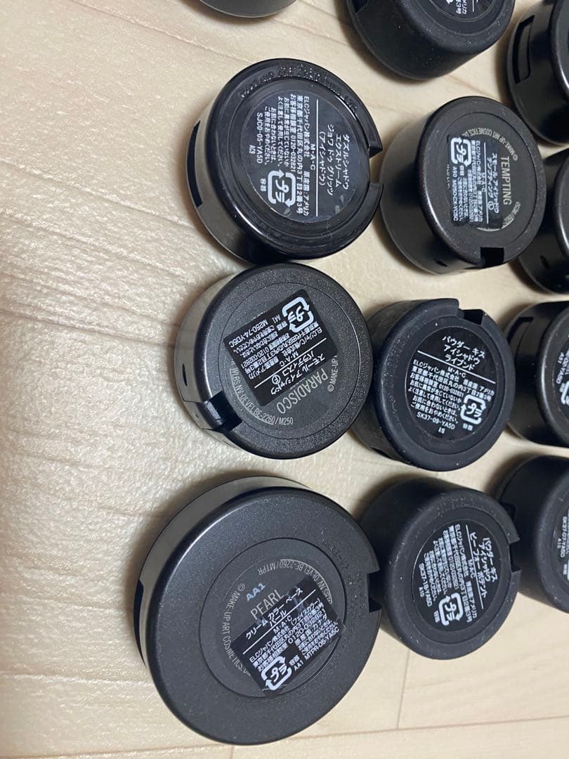 最終値下げ！MAC パウダーアイシャドウ セット　まとめ売り！全40色