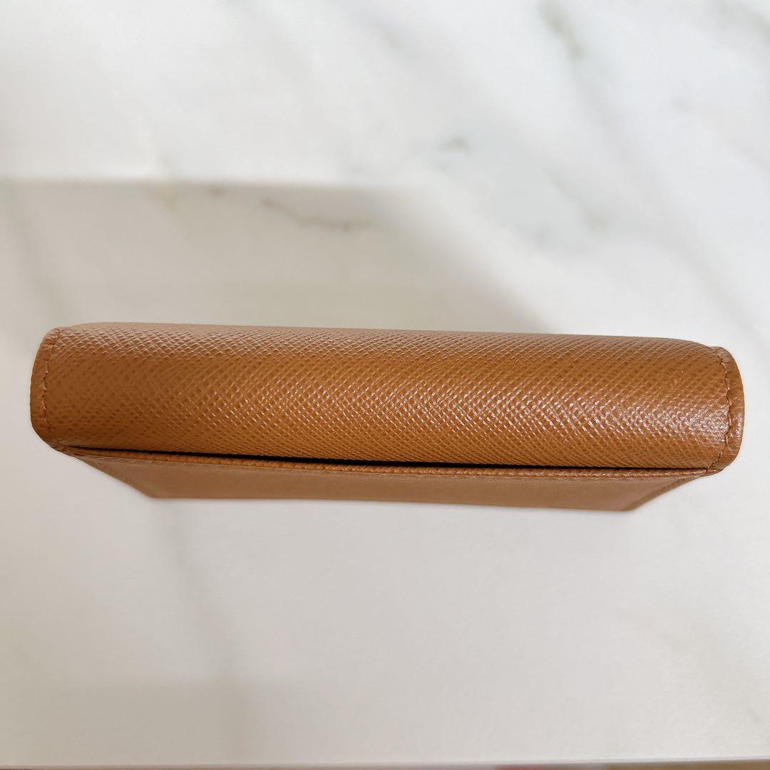 【新品未使用品】PRADA サフィアーノ　名刺入れ　カードケース