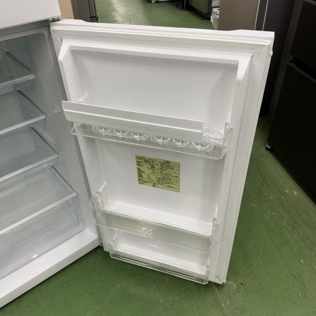 221 冷蔵庫　一人暮らし　200L強　小型　極美品　洗濯機も有　オススメ！