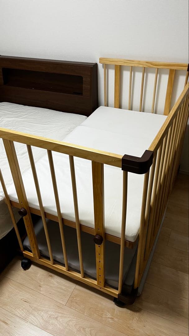 ファルスカ ベッドサイドベッド03 、敷布団、防水マット・マットレス付き