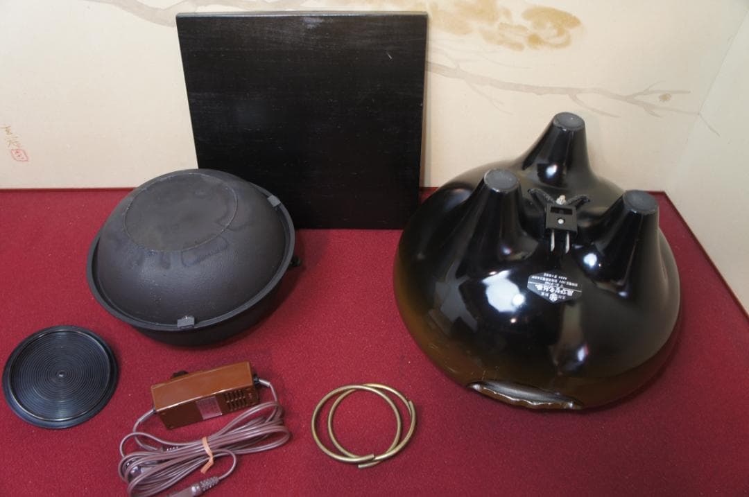 ☆さびない野々田合金製朝鮮風炉釜 唐銅蓋 410W電熱器(可変) 敷板送料込み