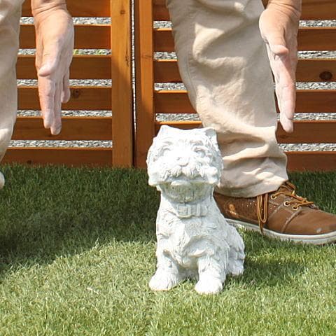 骨をくわえた犬のオブジェ H23cm