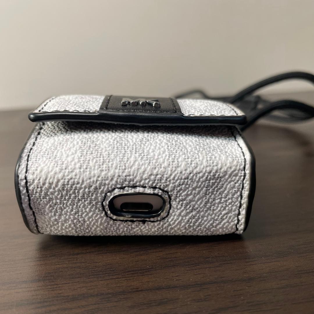 ④Apple AirPods Pro 第2世代 A3047 USB-Cタイプ