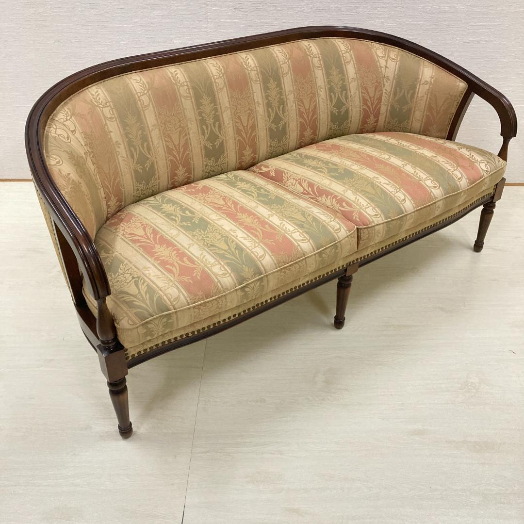 【マルニ】ケントコート KENT COURT　２人掛けソファ　鋲打ち　クラシック