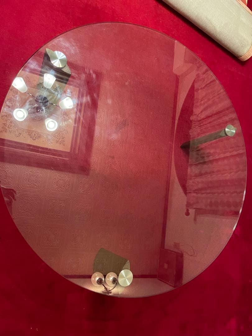 イタリア ナツッジ NATUZZI のガラステーブル 美品