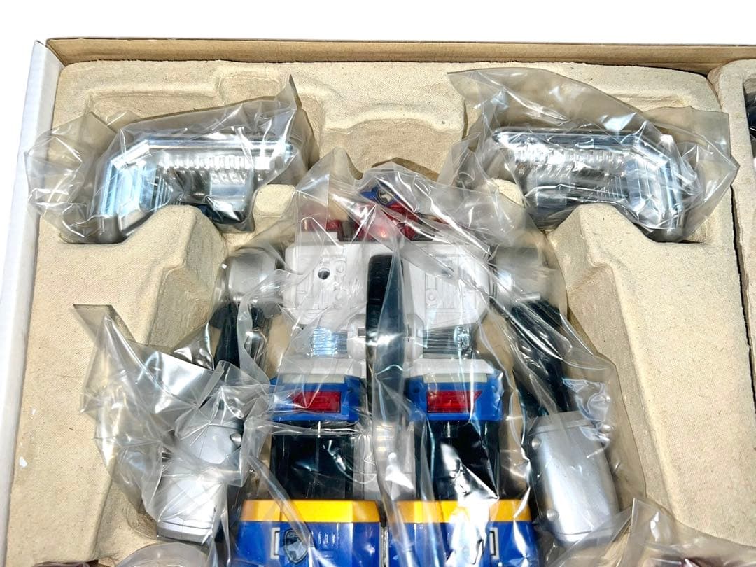 稀少品　DX超特捜合体 スーパーデカレンジャーロボ 特捜戦隊デカレンジャー