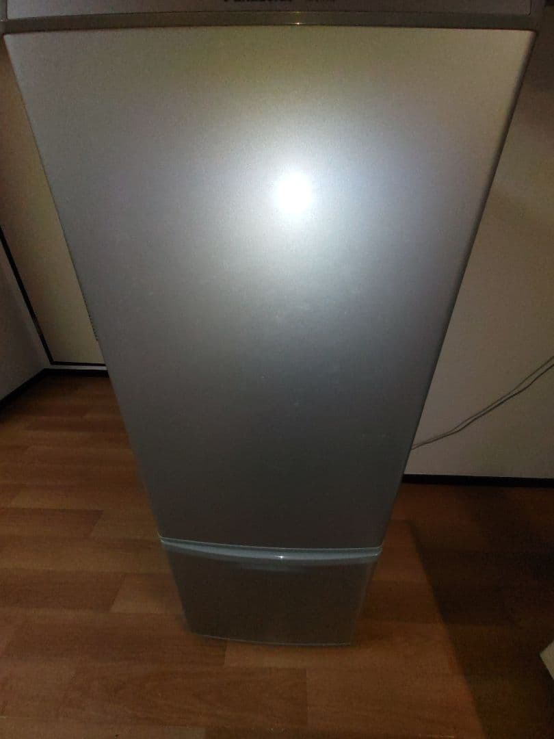 Panasonic シルバー冷蔵庫 NR-B179W-S　送料込み