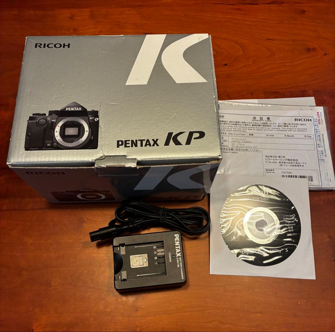 PENTAX KP デジタル一眼レフカメラ 本体とレンズ付き