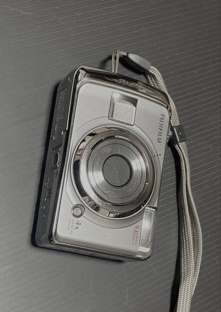 富士フイルム　finepix A900