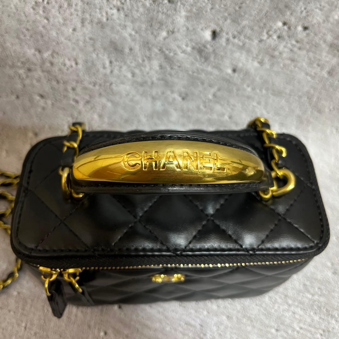 CHANEL ノベルティ ショルダーバッグ ミラー付き