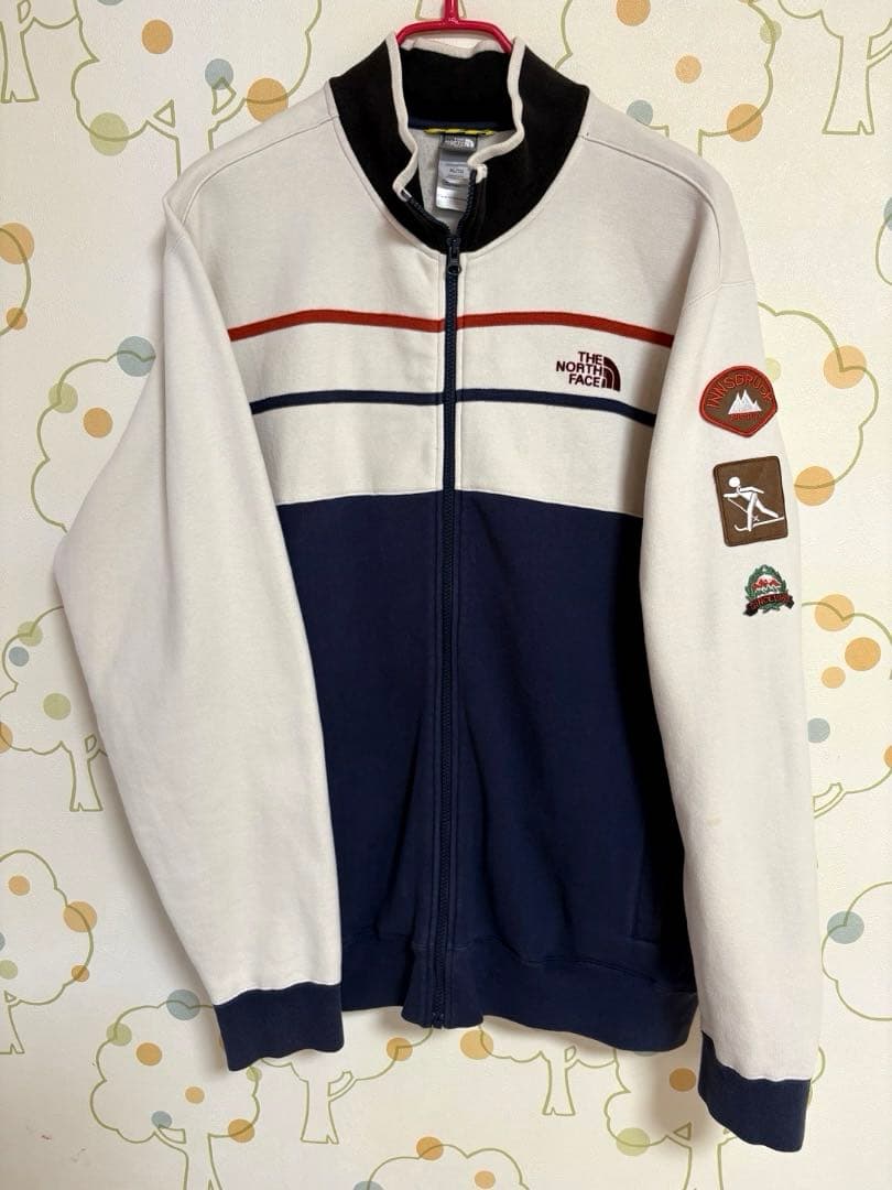 The North Face A5 フルジップ スウェット 裏起毛 ワッペン