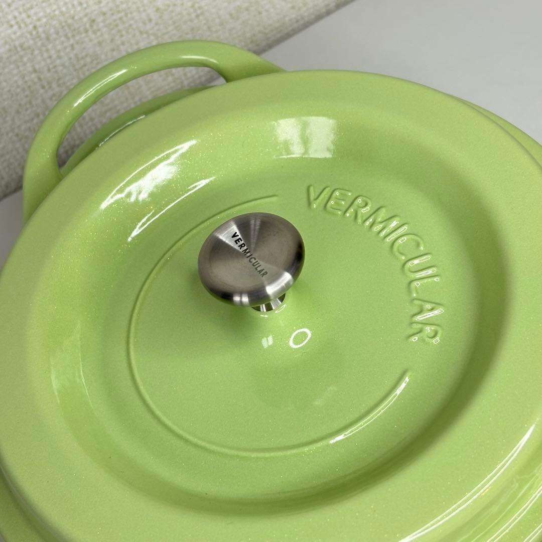 VERMICULAR バーミキュラボーブンポットラウンド　18cm グリーン