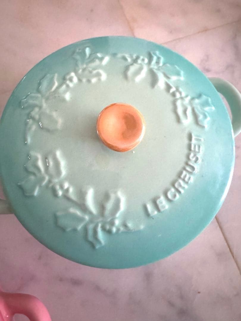 LE CREUSET 新品ルクルーゼ ミニマルミット ホーリーレリーフ2個セット