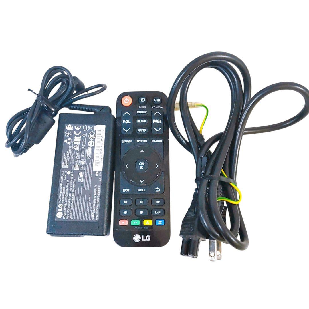 LG PH450UG 超短焦点 バッテリー内蔵 LEDプロジェクター