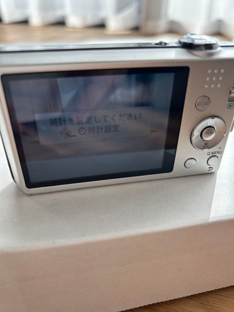 Panasonic LUMIX 16メガピクセル コンパクトデジタルカメラ