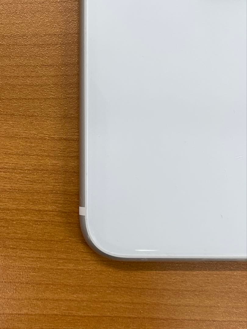 興*川様 動作確認済み iPhone SE 第2世代 64GB ID EA54