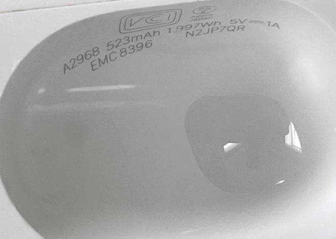 AirPodsPro2 usb-C Apple純正 極美品 オマケ→ 保護ケース