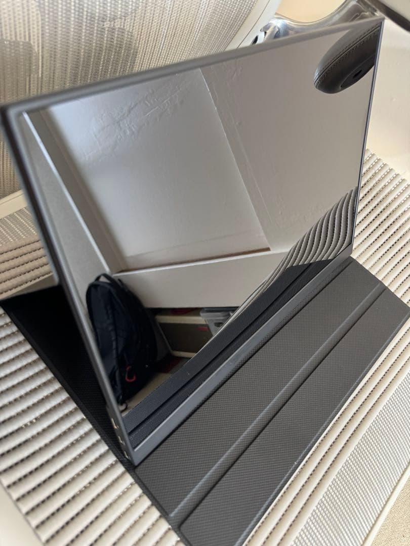 【中古美品】16インチモバイルモニター2.5K解像度（2520x1680）