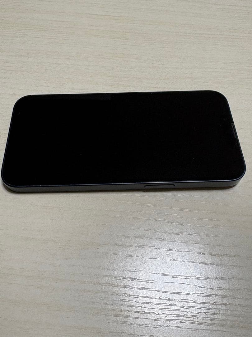 iPhone13 本体　128GB ブラック