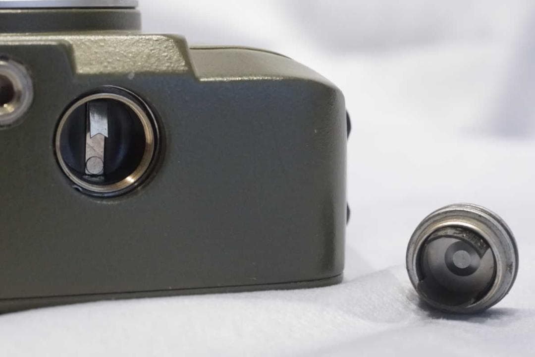 ニコノスV28ミリ2.5付き　クローズアップ装置　バッグ付き　完動品　試写済み