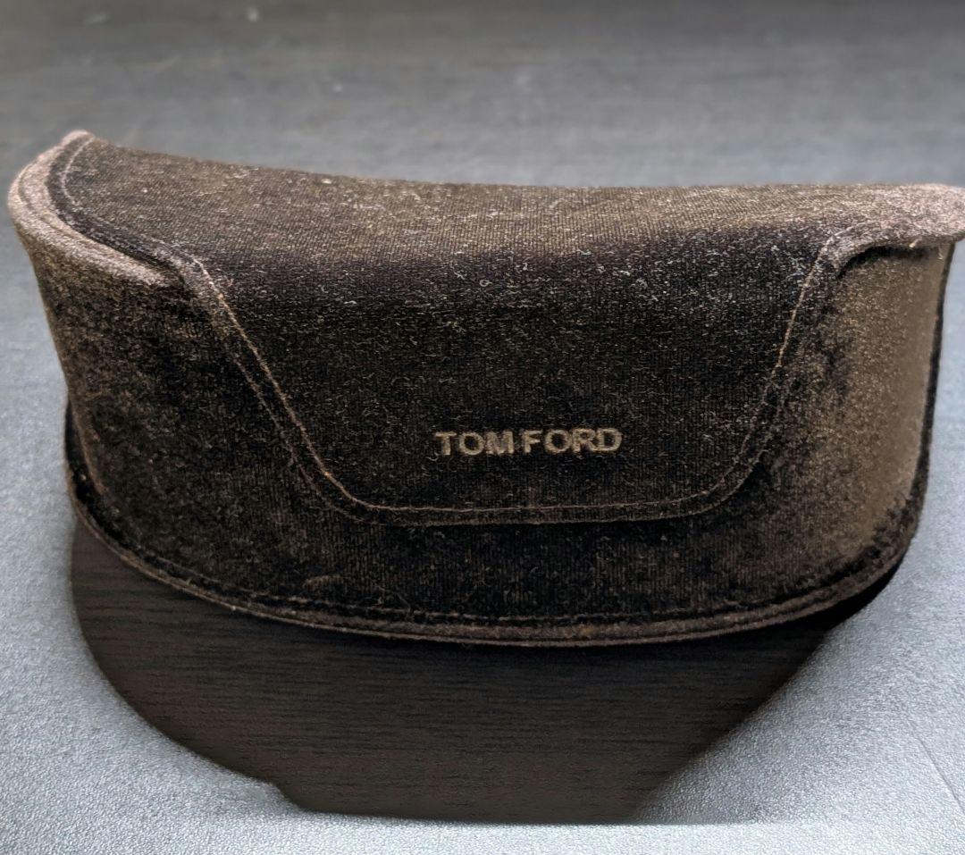 【良品】TOM FORD トムフォード サングラス jennifer TF8