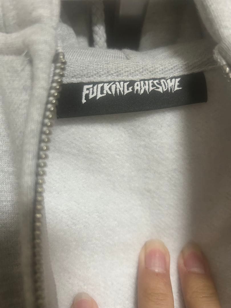 fucking awesomeジップパーカーsupreme グレー