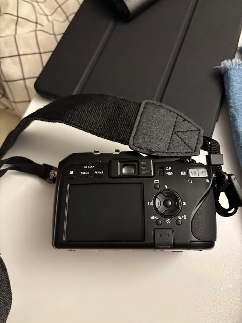 デジタルカメラ Sony DSC-V3