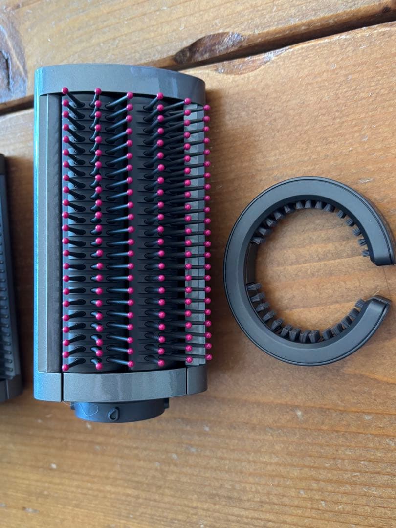 ● ダイソン エアラップHS05 ヘアスタイラー