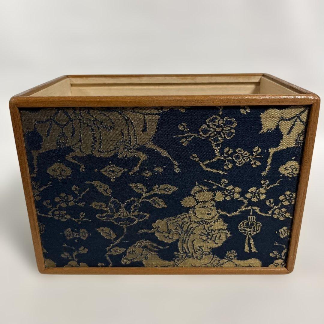 茶道具　倹鈍蓋裂地張り　茶箱　抹茶碗つき