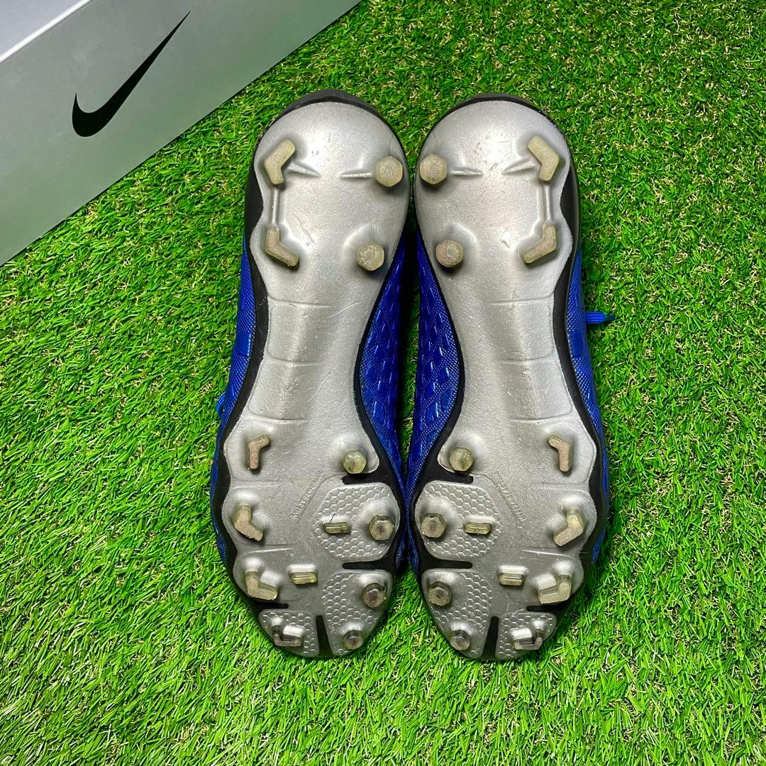 ナイキ サッカースパイク ハイパーヴェノム ファントム 3 DF FG